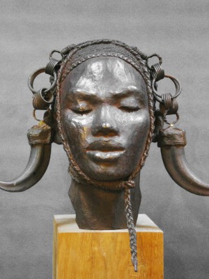 Darbaud_sculptures_guerrier_dinka