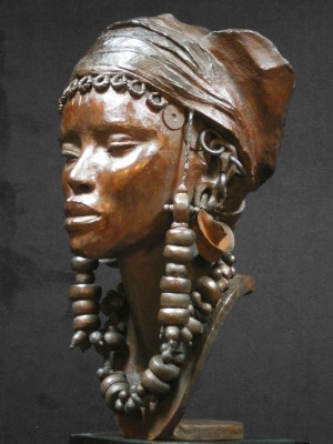 Darbaud_sculptures_femme_peul_02